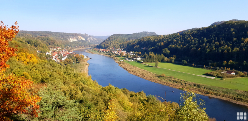 "Wilkeaussicht" auf die Stadt Wehlen vom Steinbruchweg "Wilkeaussicht" auf die Stadt Wehlen vom Steinbruchweg